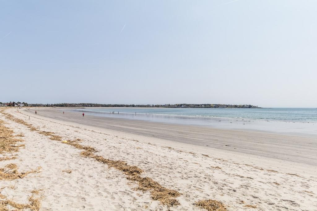 Lighthouse Suites At Pine Point Скарбъро Екстериор снимка