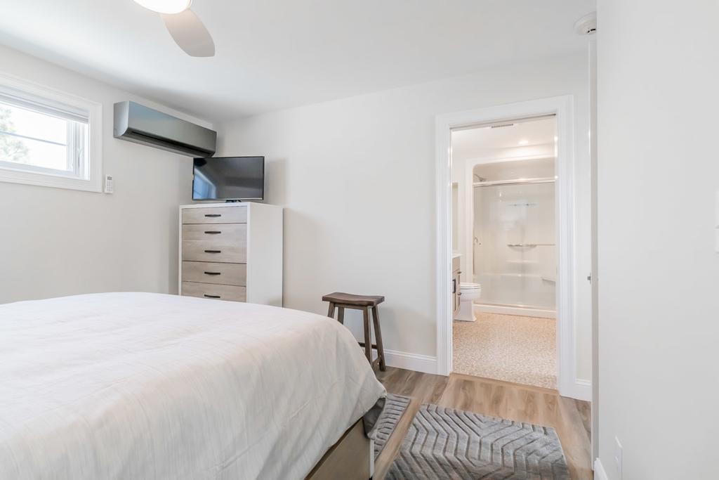 Lighthouse Suites At Pine Point Скарбъро Екстериор снимка