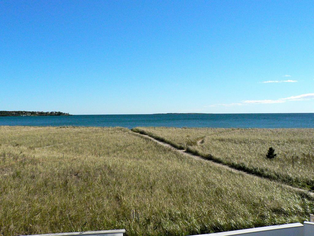 Lighthouse Suites At Pine Point Скарбъро Екстериор снимка
